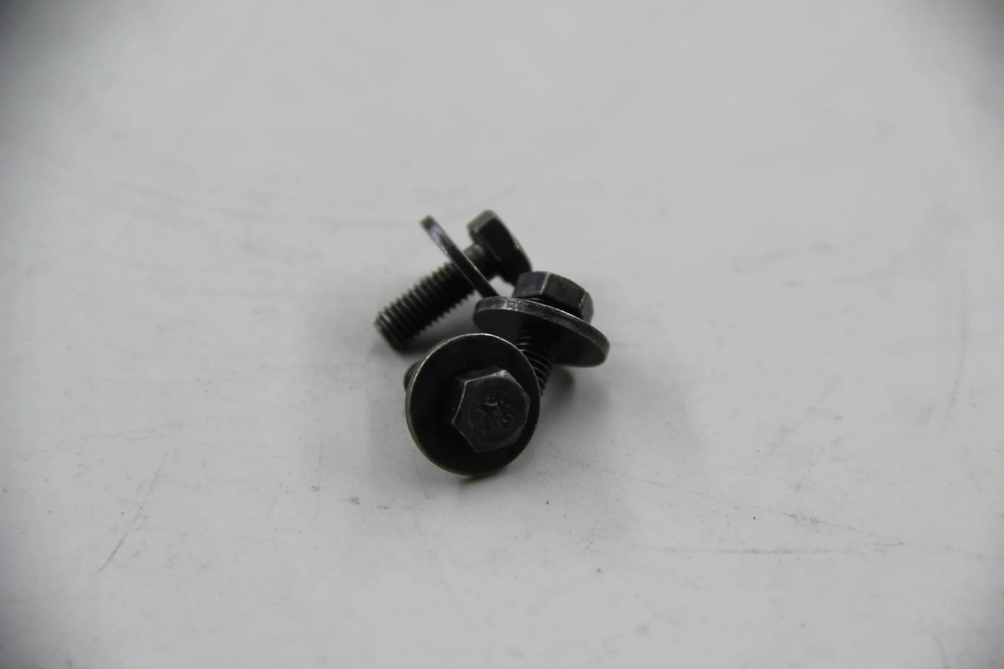 Original BMW E46 E12 E39 E24 3x Sechskantschraube mit Scheibe M5X14 07119902007