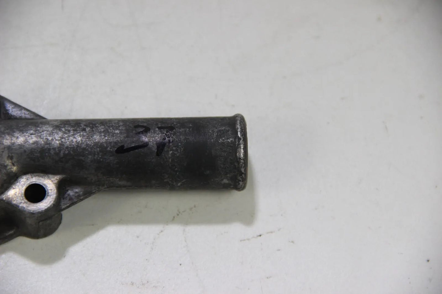 Original BMW E24 E28 E34 E32 M30 M88  Wasserflansch Zylinderkopf Hinten Kurz