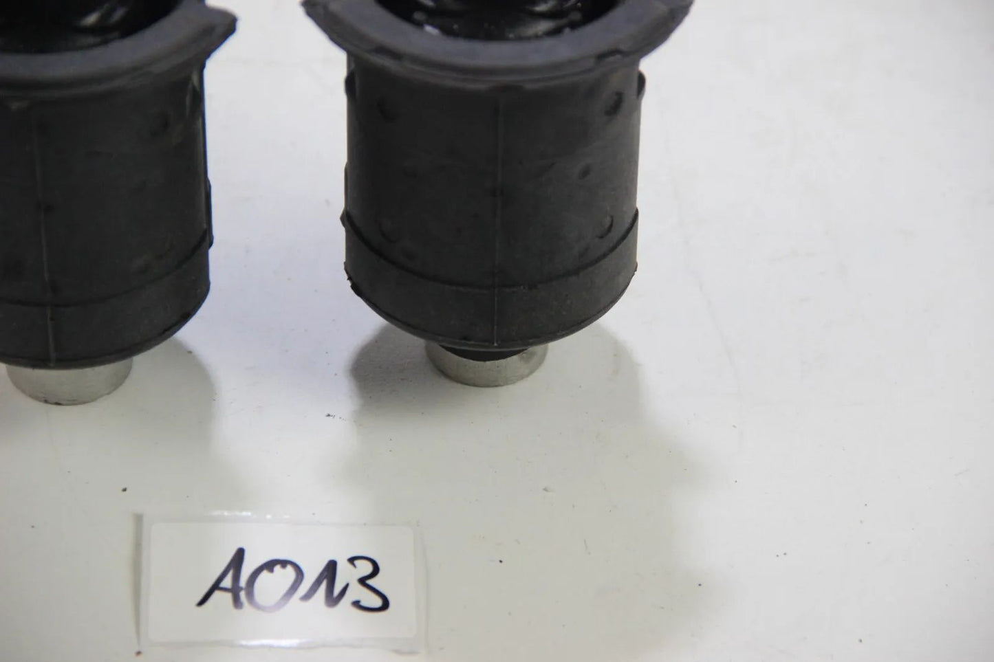 Original BMW E30 316i-325i M3 Gummilager Tonnenlager Links Rechts  33311130537