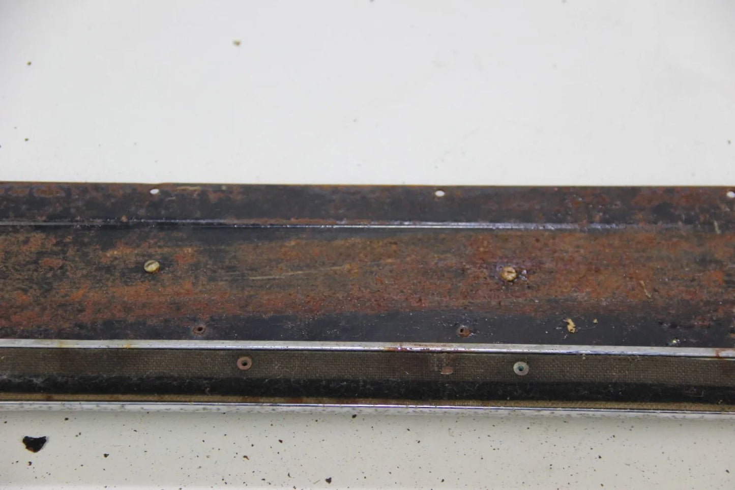 BMW E9 2.5 2.8 3.0 CSI CSL  Verkleidung Fensterschachtleiste hinten links Holz