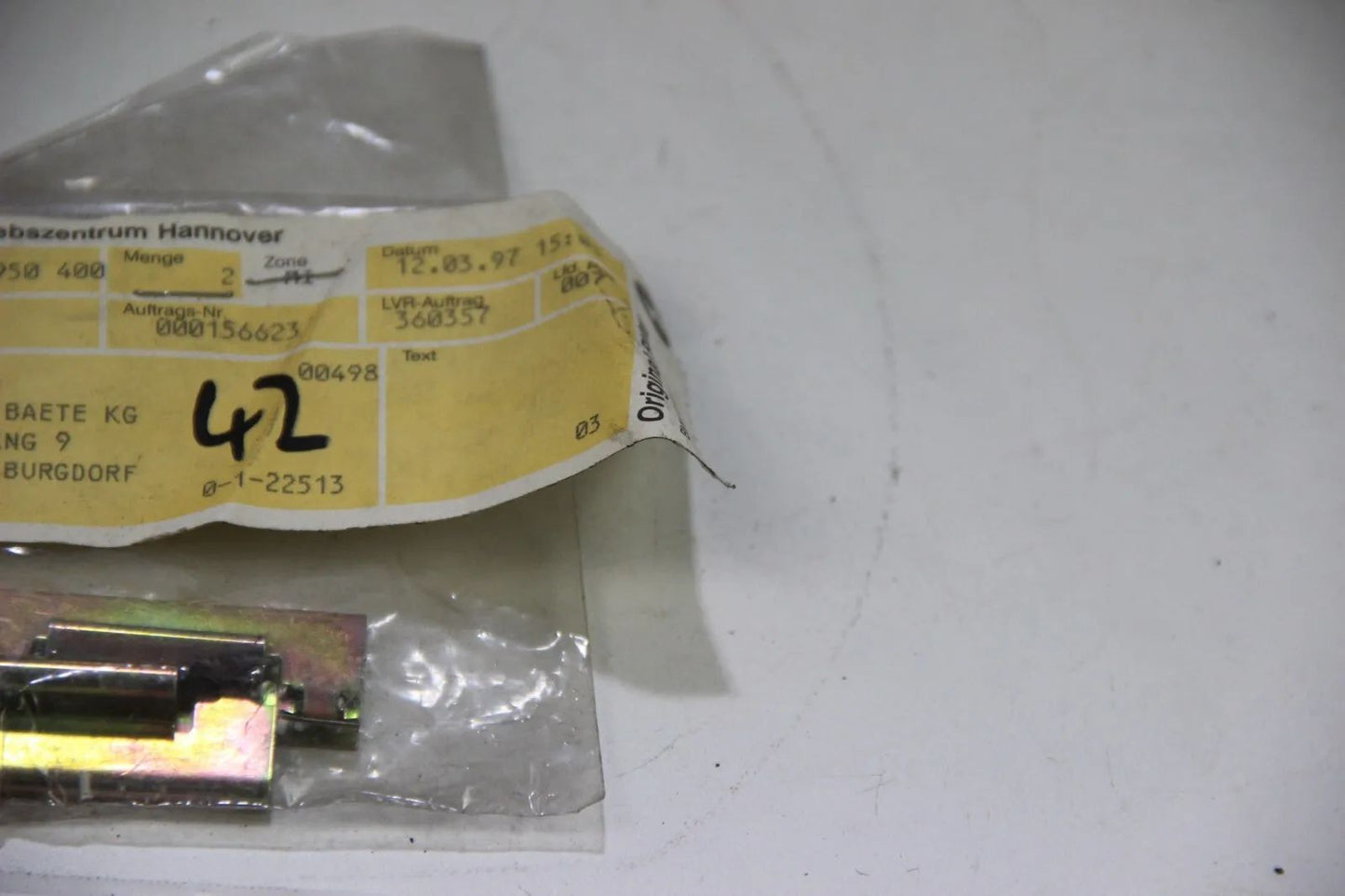 Original BMW E32 730i-750iL M30 M60 2x Klammer Clip Clips  51121950400