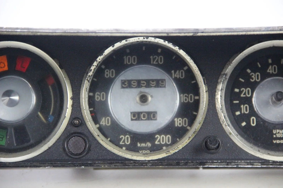 Original BMW E10 1502-2002 Kombiinstrument Drehzahlmesser 200kmh 8.000upm