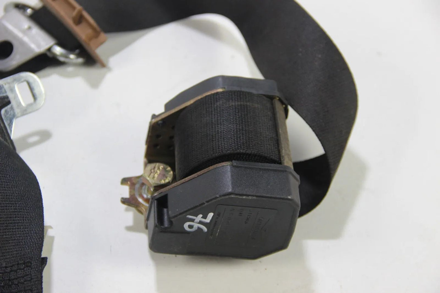 Original BMW E24 635csi Sicherheitsgurt links hinten Seatbelt OEM 1875227