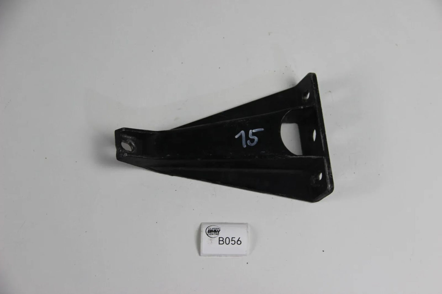 Original BMW E32 M34 Stütze Halterung Ansaugbrücke 1708851 7er 5er Bracket