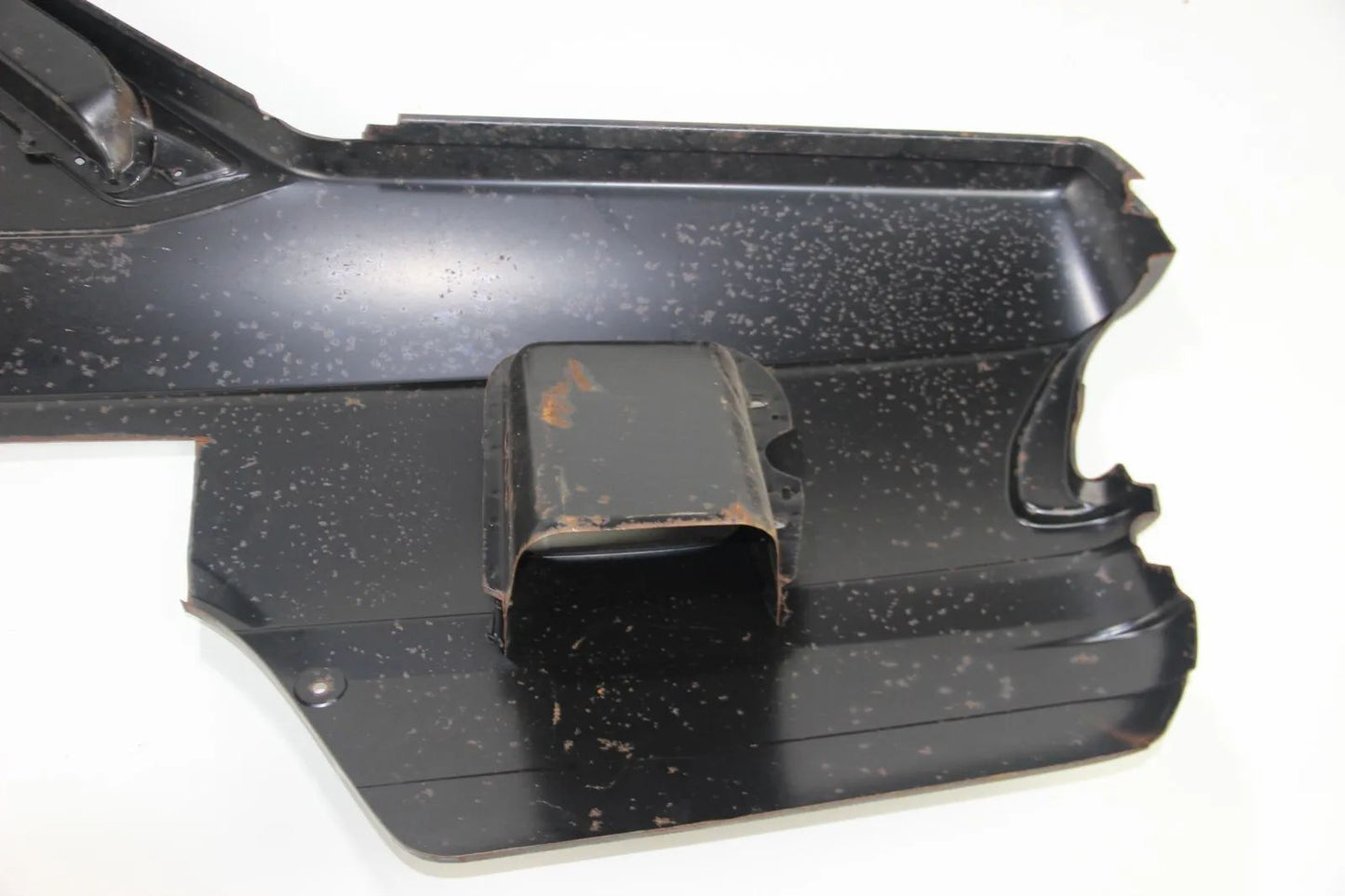 Original BMW E28 5er Seitenwand hinten rechts Quarter Panel 41351882710