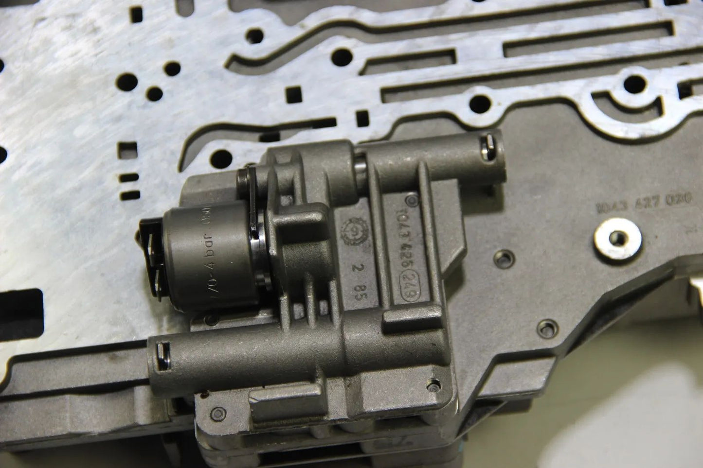 Original BMW E28 Automatikgetriebe valves ventile Steuerung 104326110 1043426221