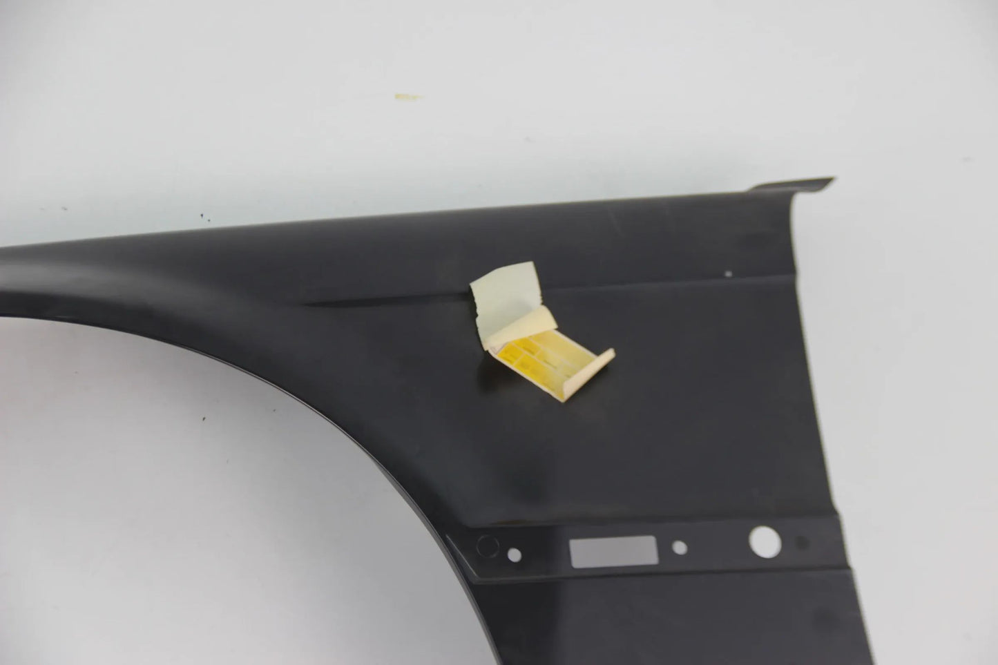 Original BMW E38 Limousine  Kotflügel Seitenwand vorn links  41358269095