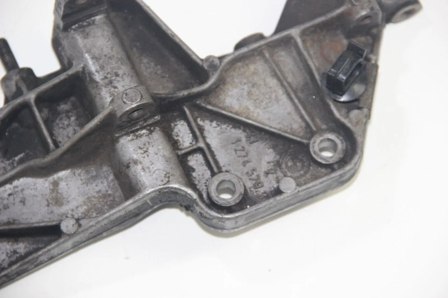 Original BMW E23 E24 E28 M30 Lagerblock Halterung Servopumpe 1274579 Bracket