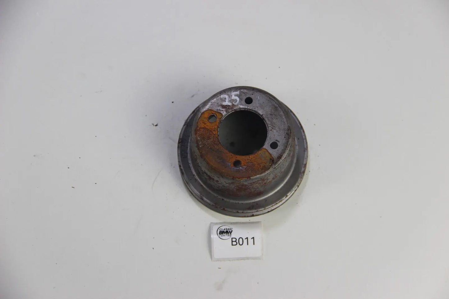 Original BMW E30 M3 E28 M10 Riemenscheibe Wasserpumpe 11511277728 Keilriemen