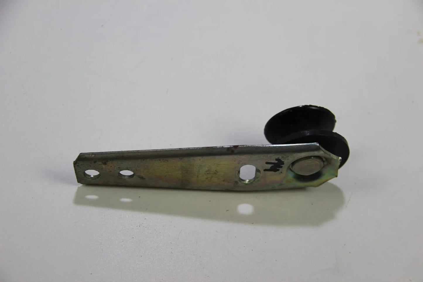 NEU Original BMW E12 Führungsrolle Motorhaube 51231813336 OEM Haken