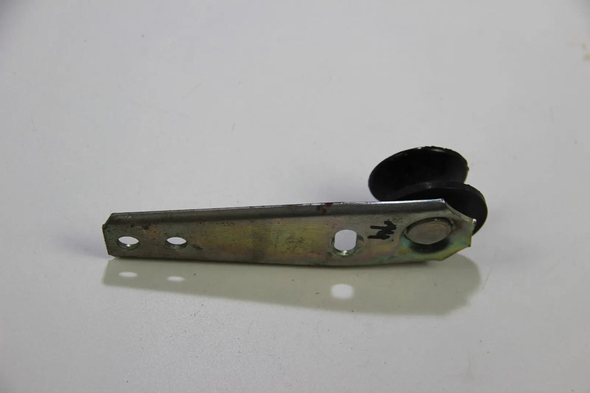 NEU Original BMW E12 Führungsrolle Motorhaube 51231813336 OEM Haken