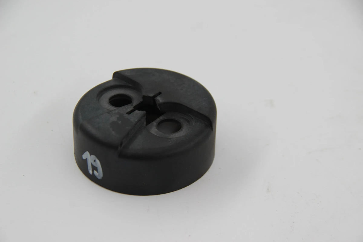 Original BMW M3 Gr.N E30 M3 E28 M5 E24 M6 Kappe Kraftstsoffpumpe  16121178668