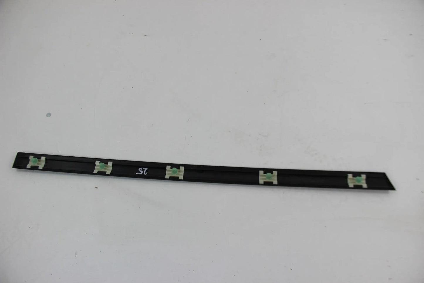 Original BMW E39 M5 S62   Stossleiste Tür hinten links SCHWARZ 51138159297