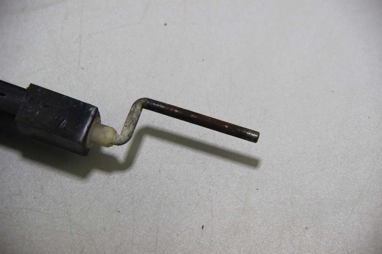 Original BMW E32 E34 Stellantrieb ZV Kraftstoffklappe 51261378397