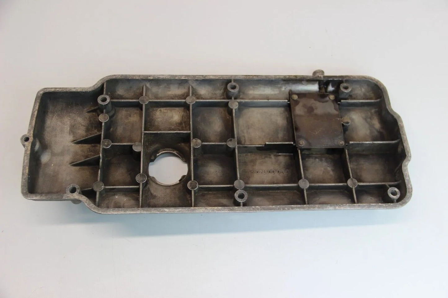 BMW Ventildeckel Zylinderkopfhaube Abdeckung 11802600069 1502-2002 tii