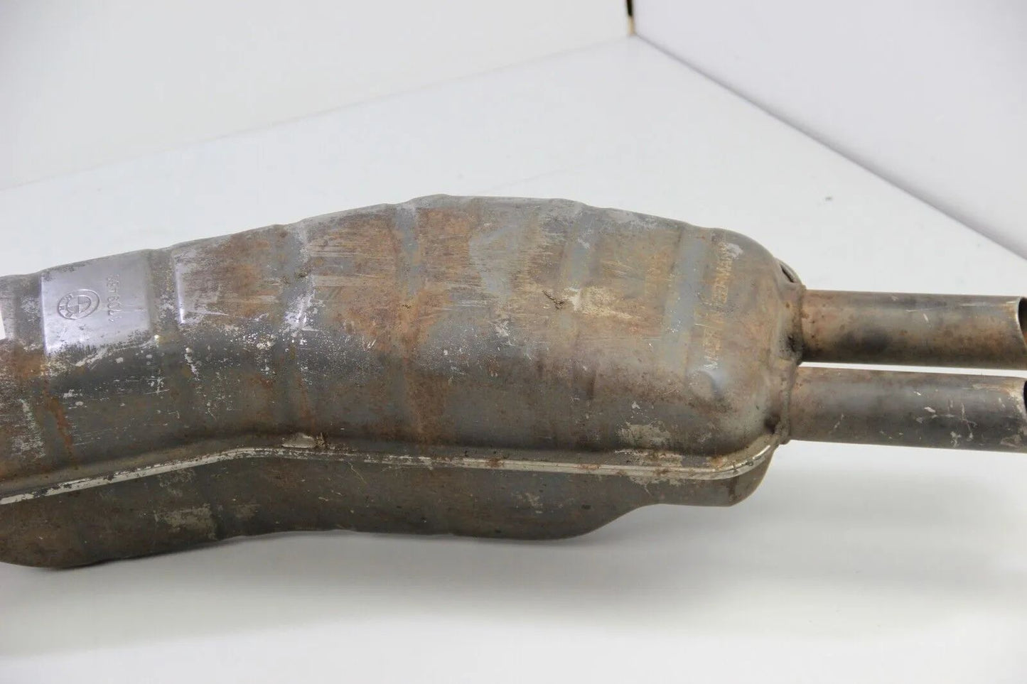 Original BMW E34 525i Auspuff Mittelschalldämpfer Endschalldämpfer 1709483