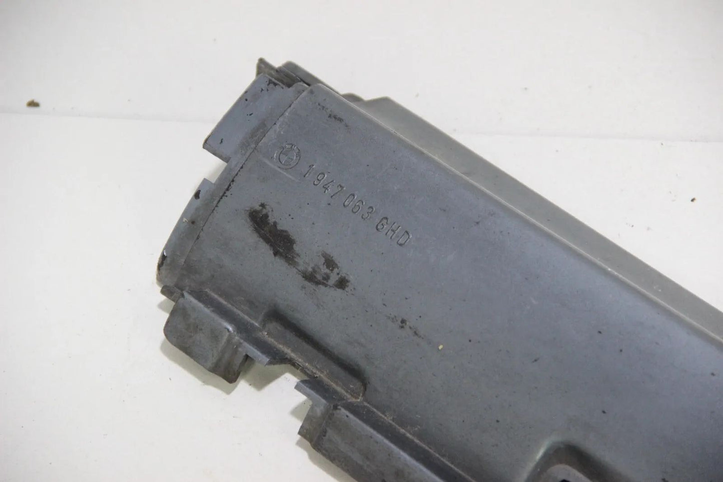 Original BMW E30 Seitenschweller Links Schweller Sport 1947063 VFL NFL 2-Türer