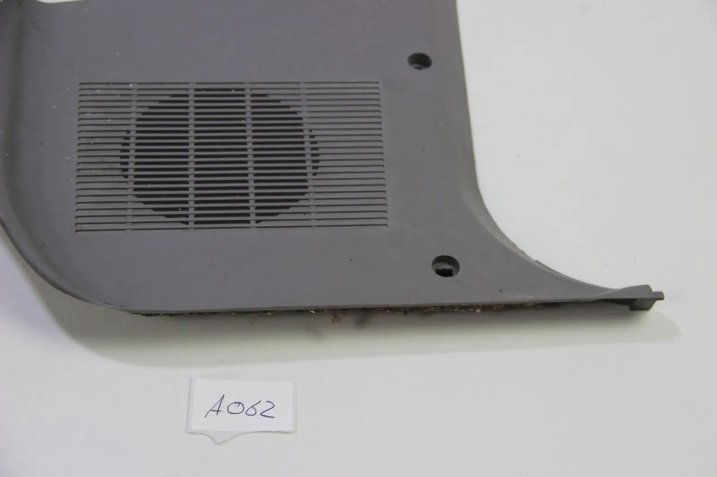 Original BMW Oldtimer Lautsprecherabdeckung Grau Vorne Rechts