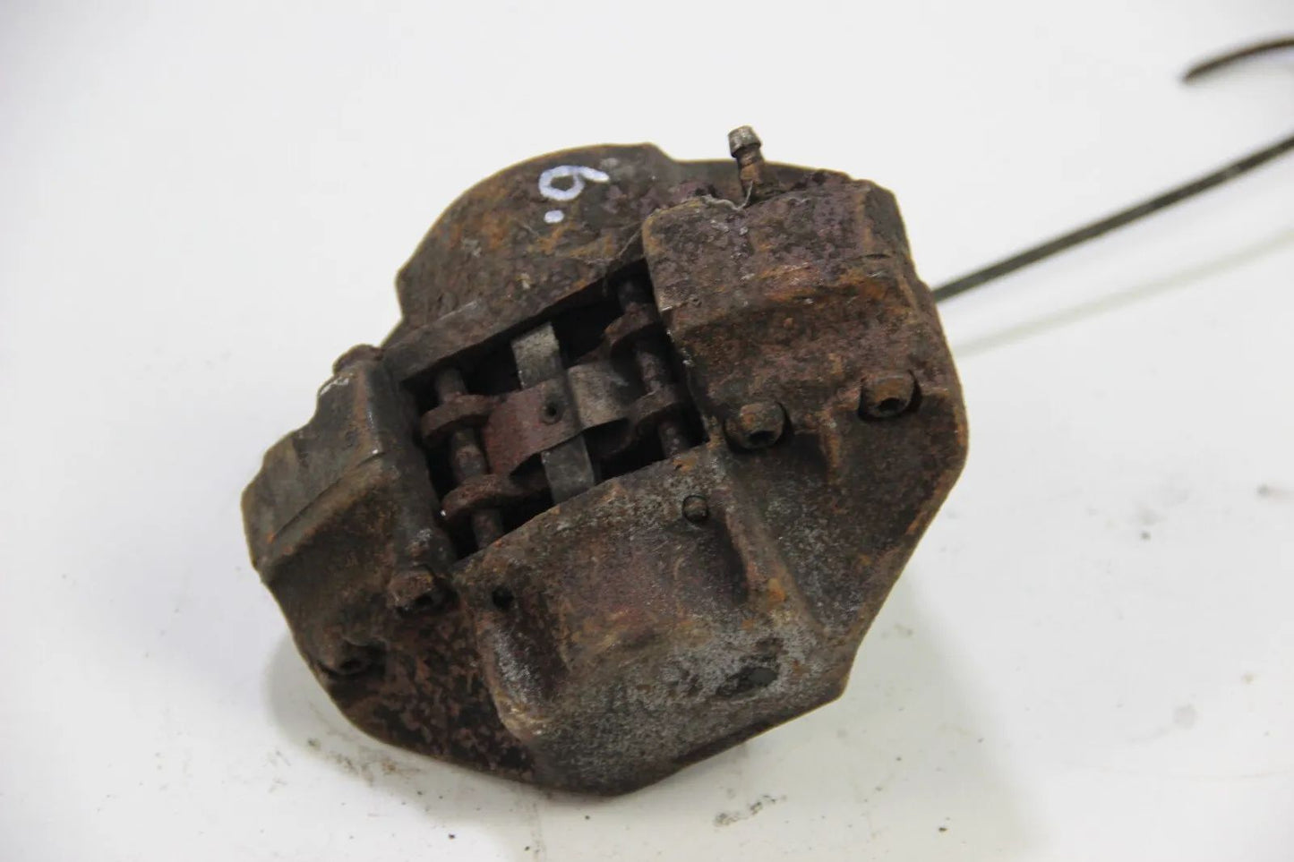 Original BMW E10 2002 1502 1802 1602 Bremssattel vhinten links 48 Festsattel 02