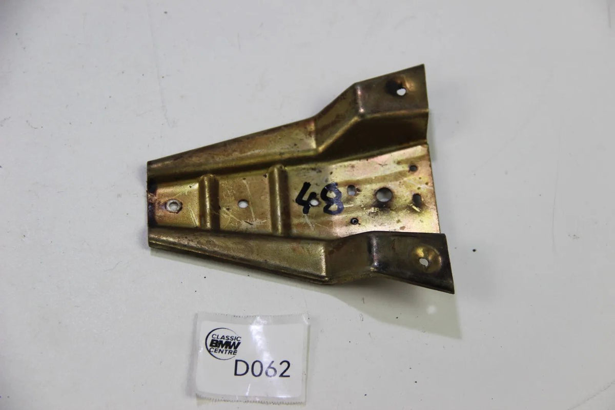 Original BMW E30 ZV Zentralverriegelung Halterung Steuergerät 1380302 316i-325i