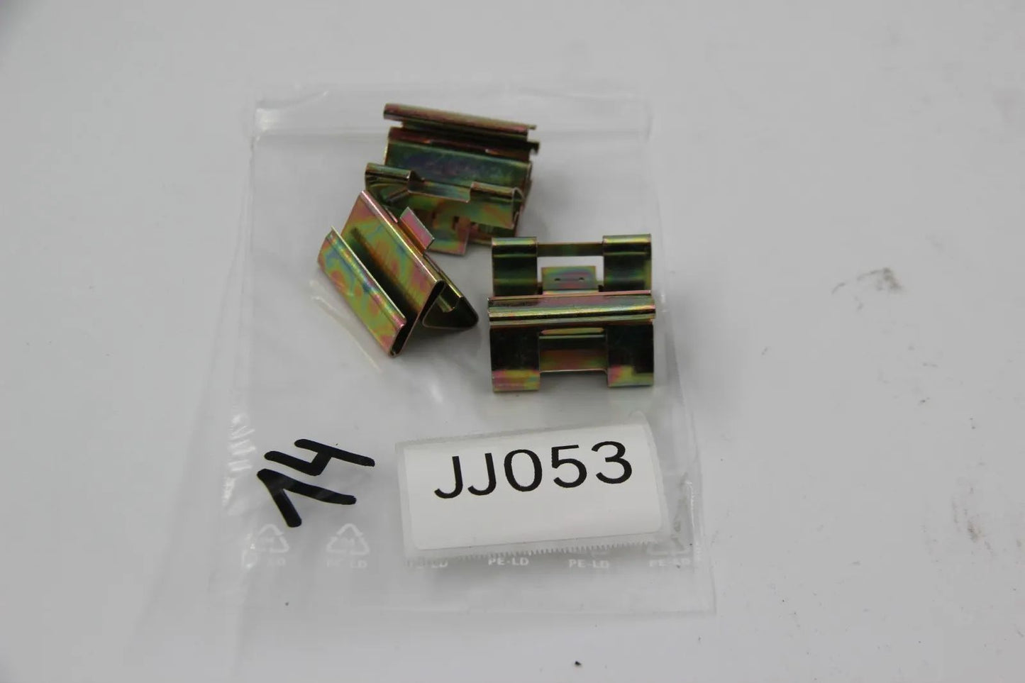 Orig BMW E34 M5 /3.6/3.8 E32 750iLS Klammer Türdichtung vorne 5Stk. 51211928189