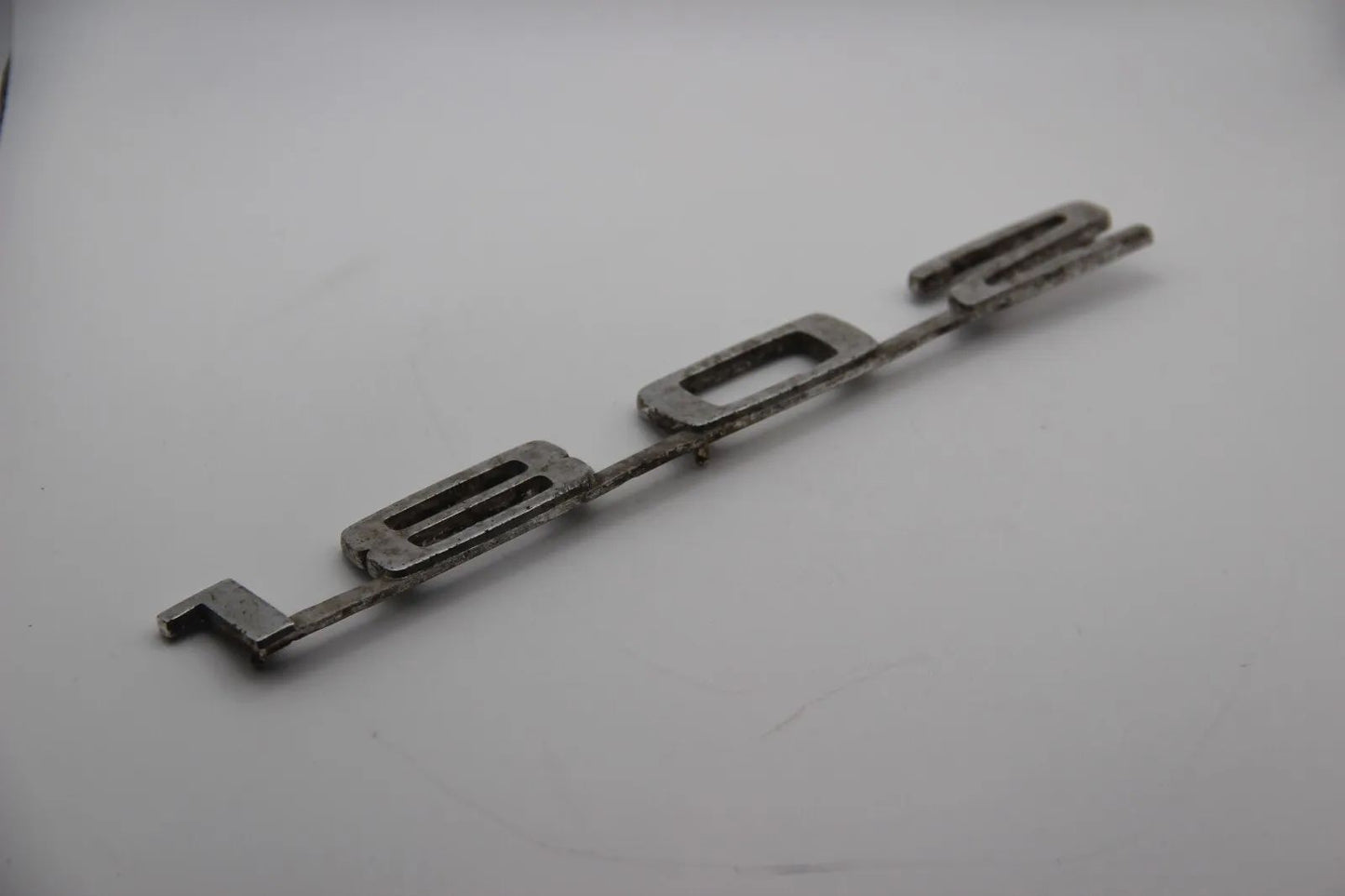 Original BMW E10 E6 1802 Modellbezeichnung Emblem Badge Schriftzug Typenschild