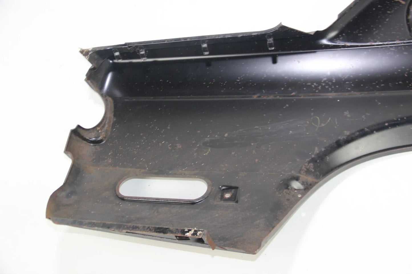 Original BMW E30 VFL 2 Türer Seitenwand hinten links Quarter Panel 41351935421