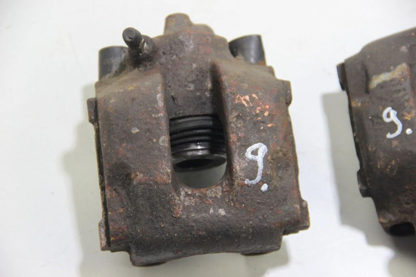 BMW Original Oldtimer E46 Bremssattel paar  links und rechts Hinterachse