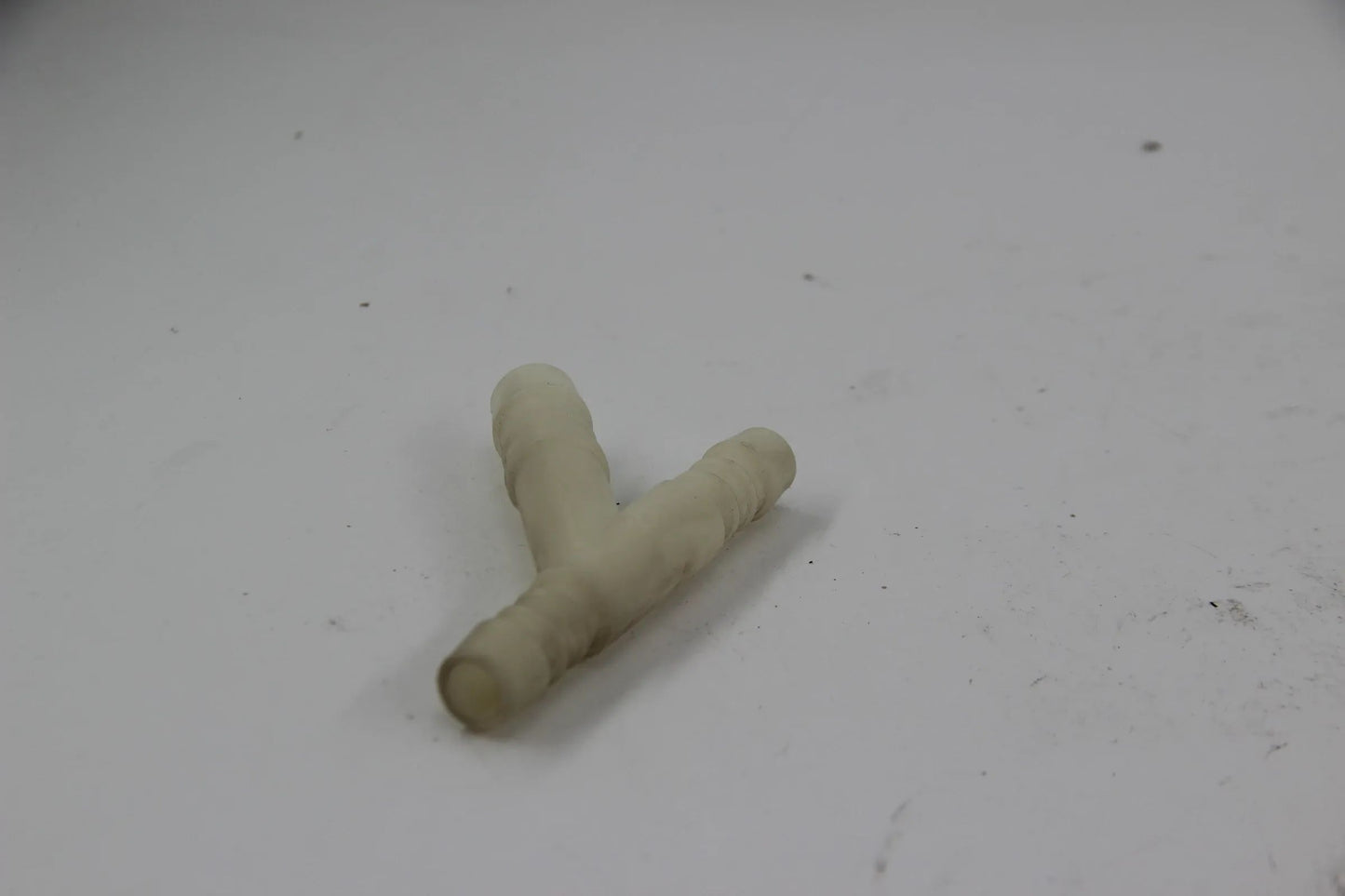 Original BMW E21 315-323i  Verteilerstück Ausgleichsbehälter  16121115537