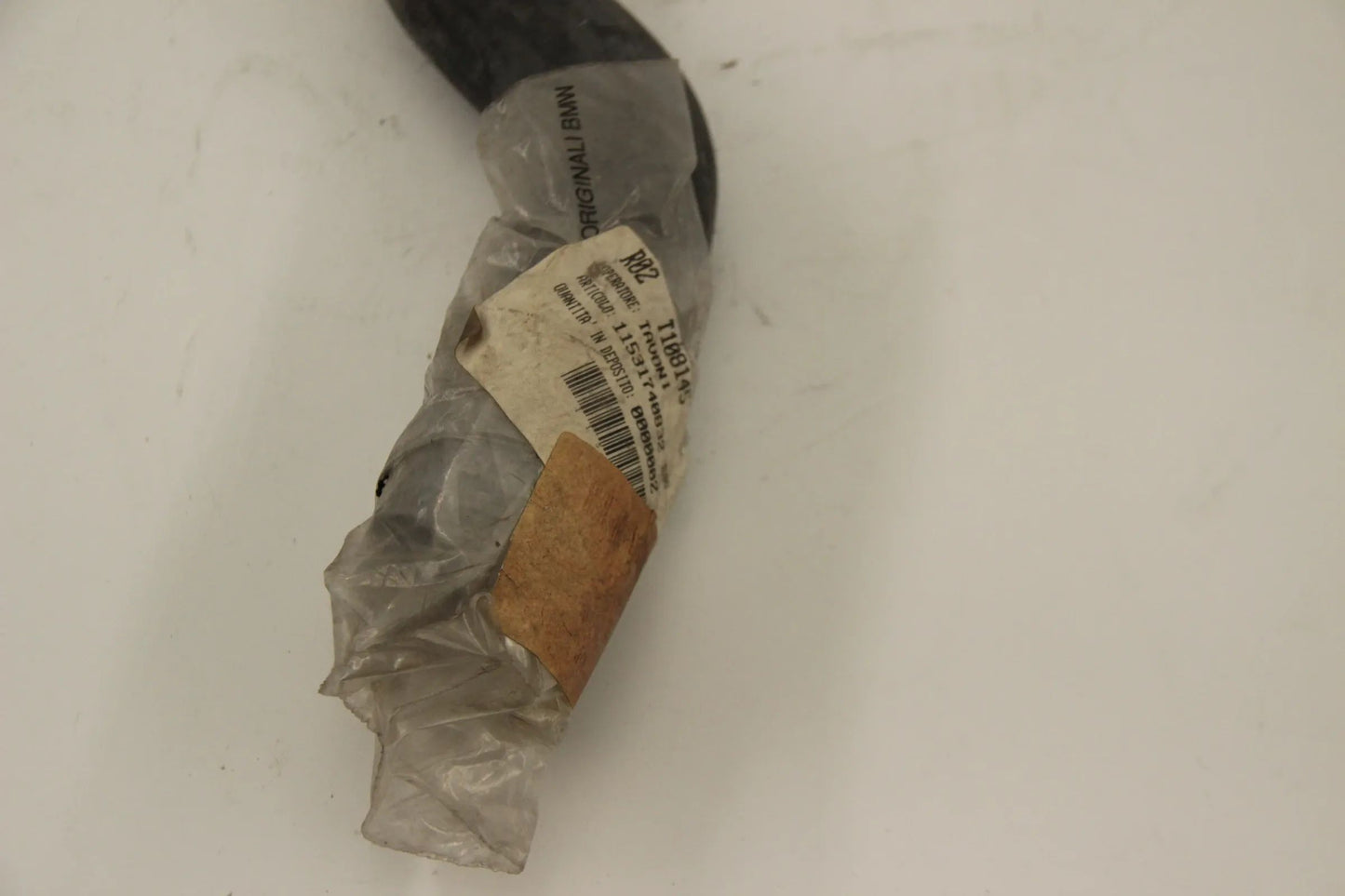 Original BMW E39 520i 523i 528i E38 728i/iL Wasserschlauch 11531740832