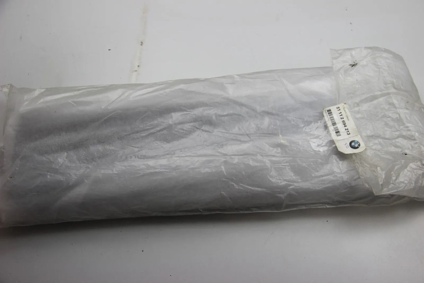 NEU ORIGINAL 51112694213 BMW E39 5er Kennzeichenhalter Halterung