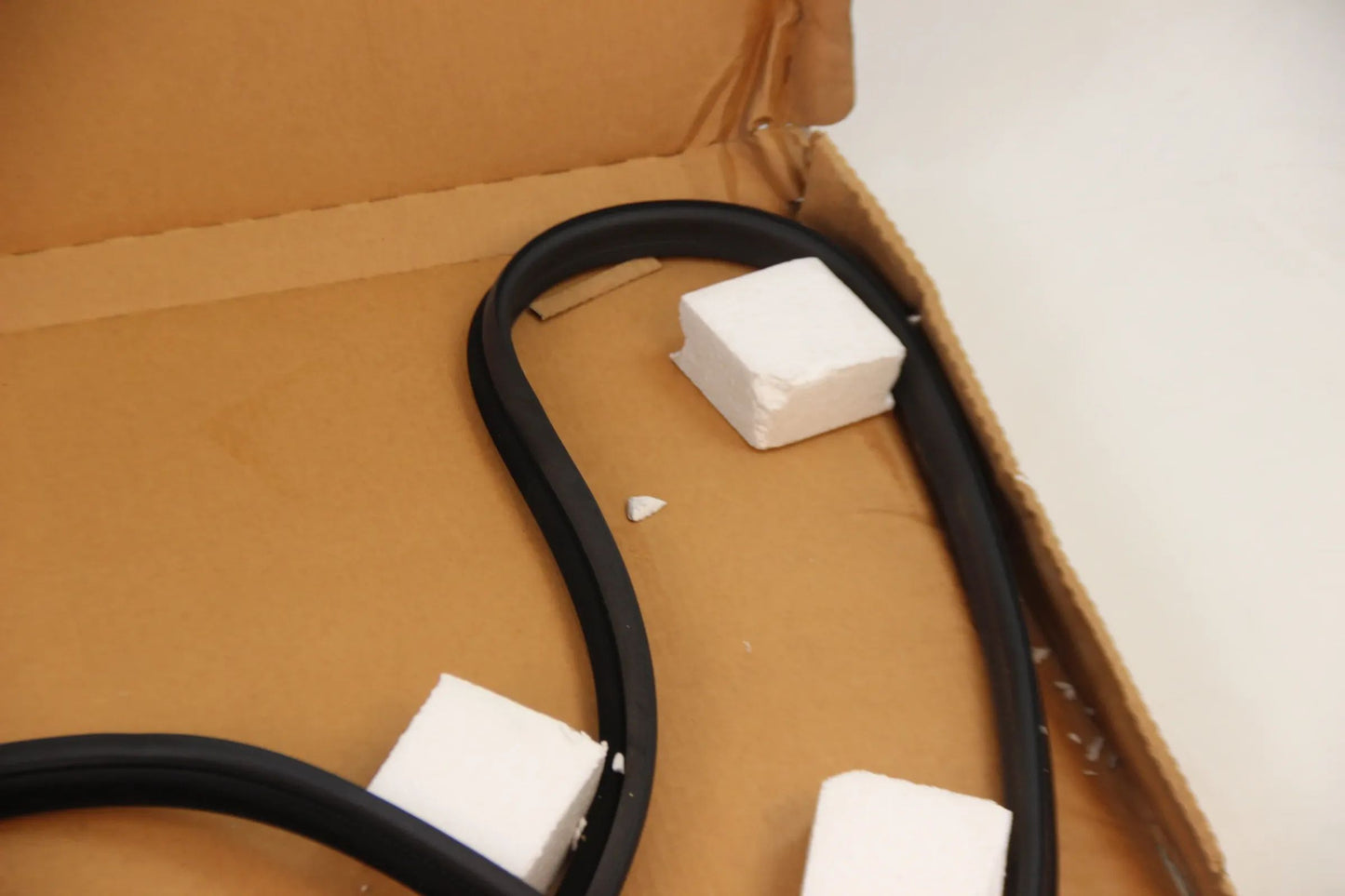 Original BMW 3er E36 316i-328i Dichtung Heckklappe 3545mm 51718171165