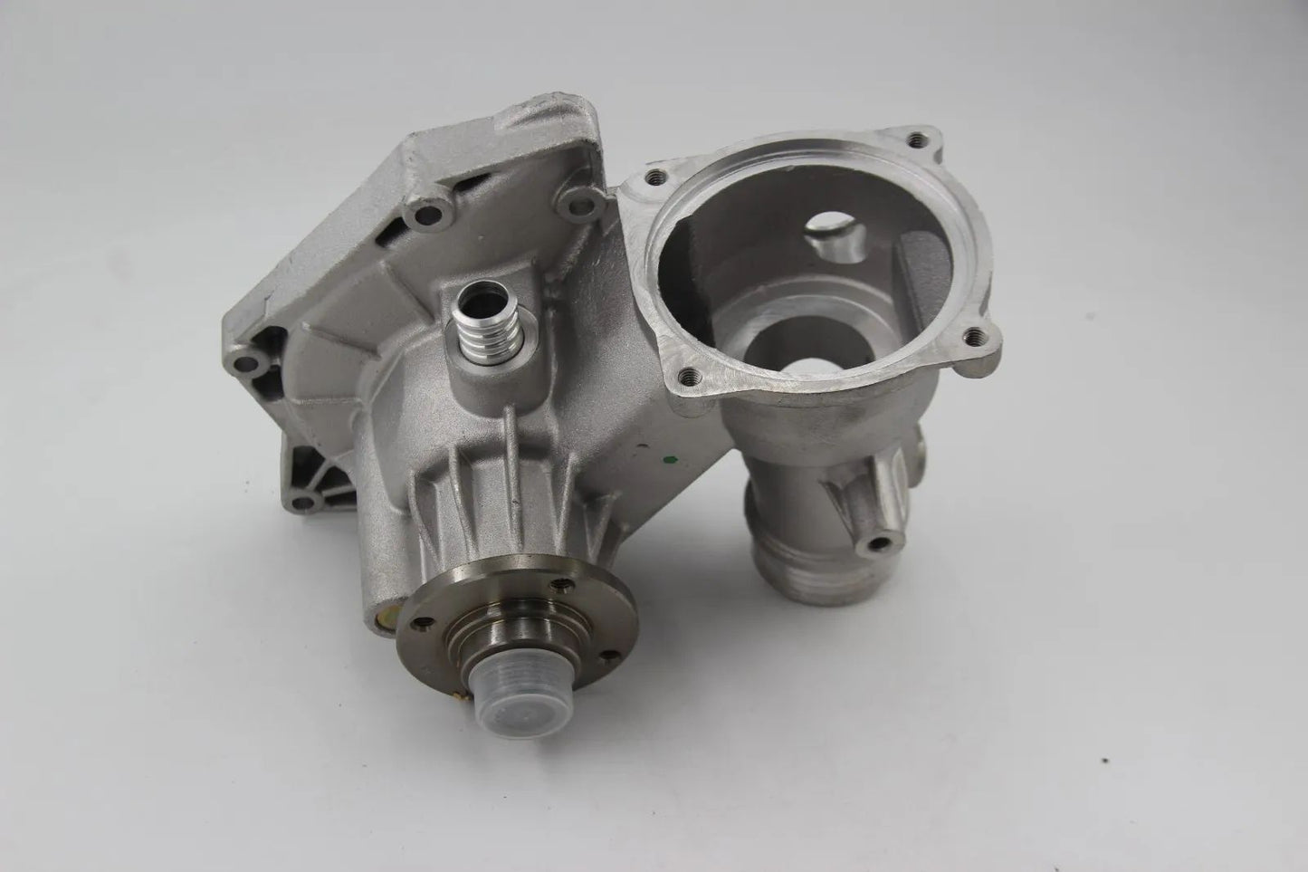 Original BMW E31 840i M60b40 Kühlmittelpumpe mechanisch Wapu NOS 11510007043