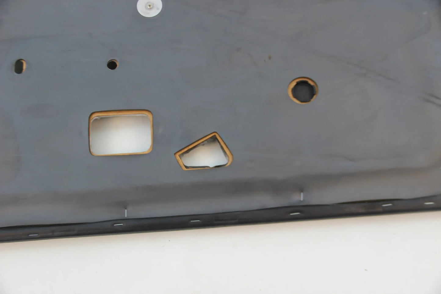 Original BMW E30 4-Türer Türverkleidung Türpappe Kunstleder vorne links