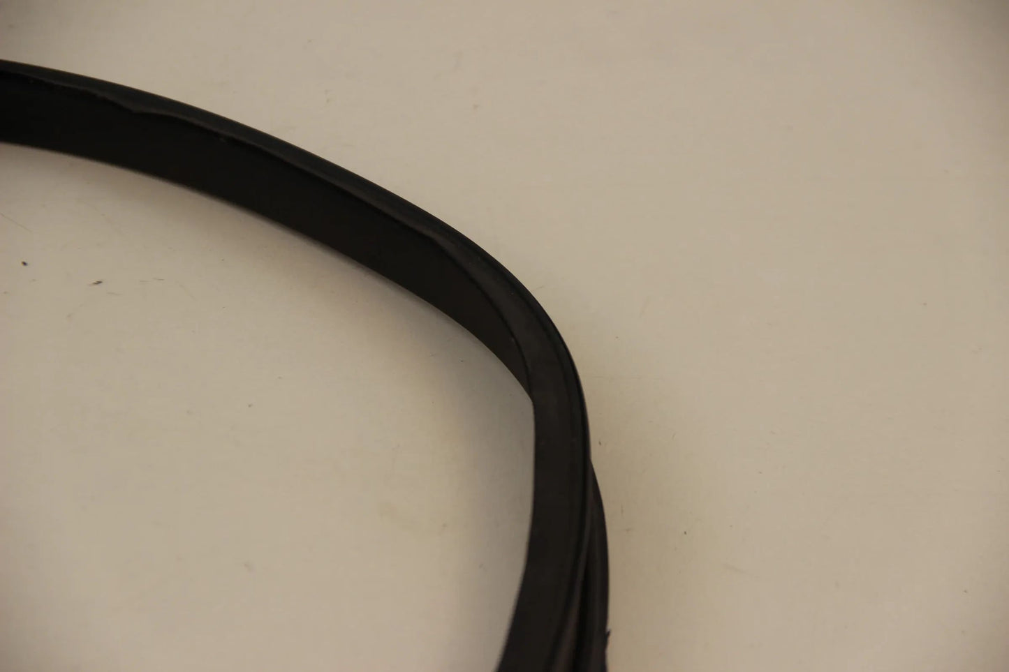 Original BMW E39 Dichtung Türfuge Dachrahmen vorne links NOS NLA 51218254529