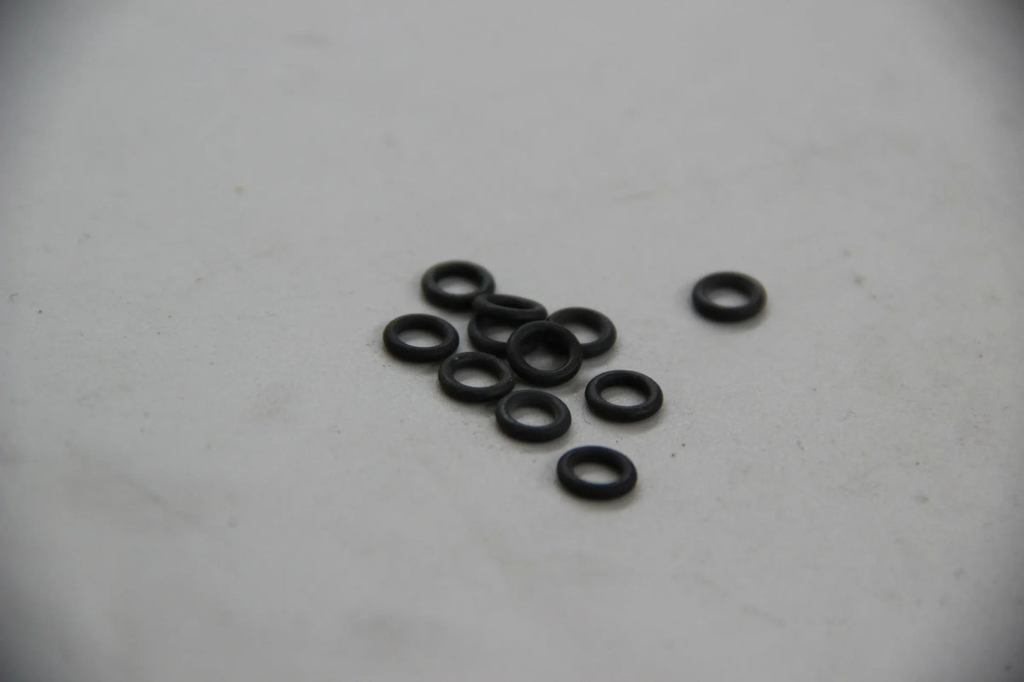 Original BMW E30 326i 318i E36 E46 E34 518i E32 11x O-Ring 4,5X1,5 11421711076