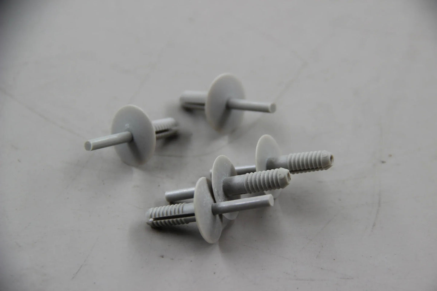 Original BMW E36 316i 318i 320i 323i-328i M3 5x Spreizniet L=20MM 51118144138