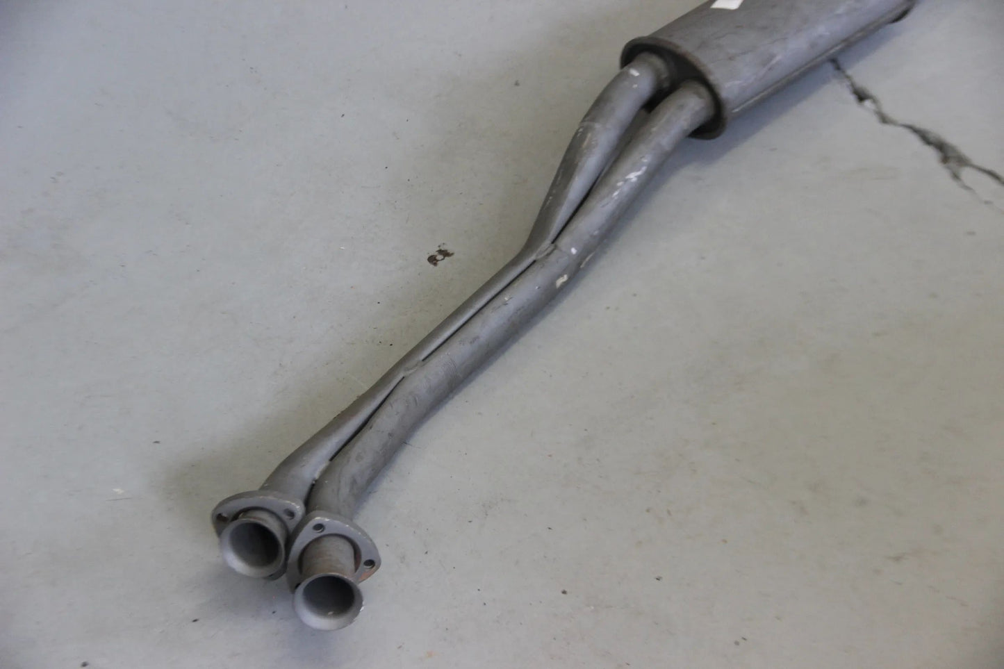 Original BMW 3er E21 323i M20 Limousine Vorschalldämpfer NOS NLA 18121246658