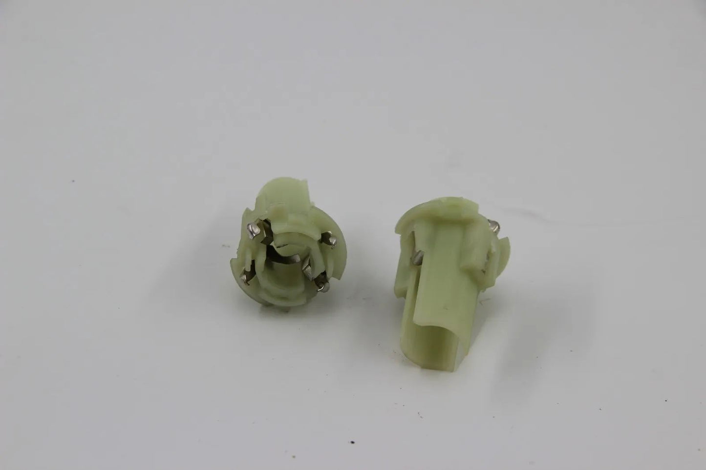 Original BMW E36 3er 316i-328i M3 2x Lampenfassung Lamp Holder 63211387655