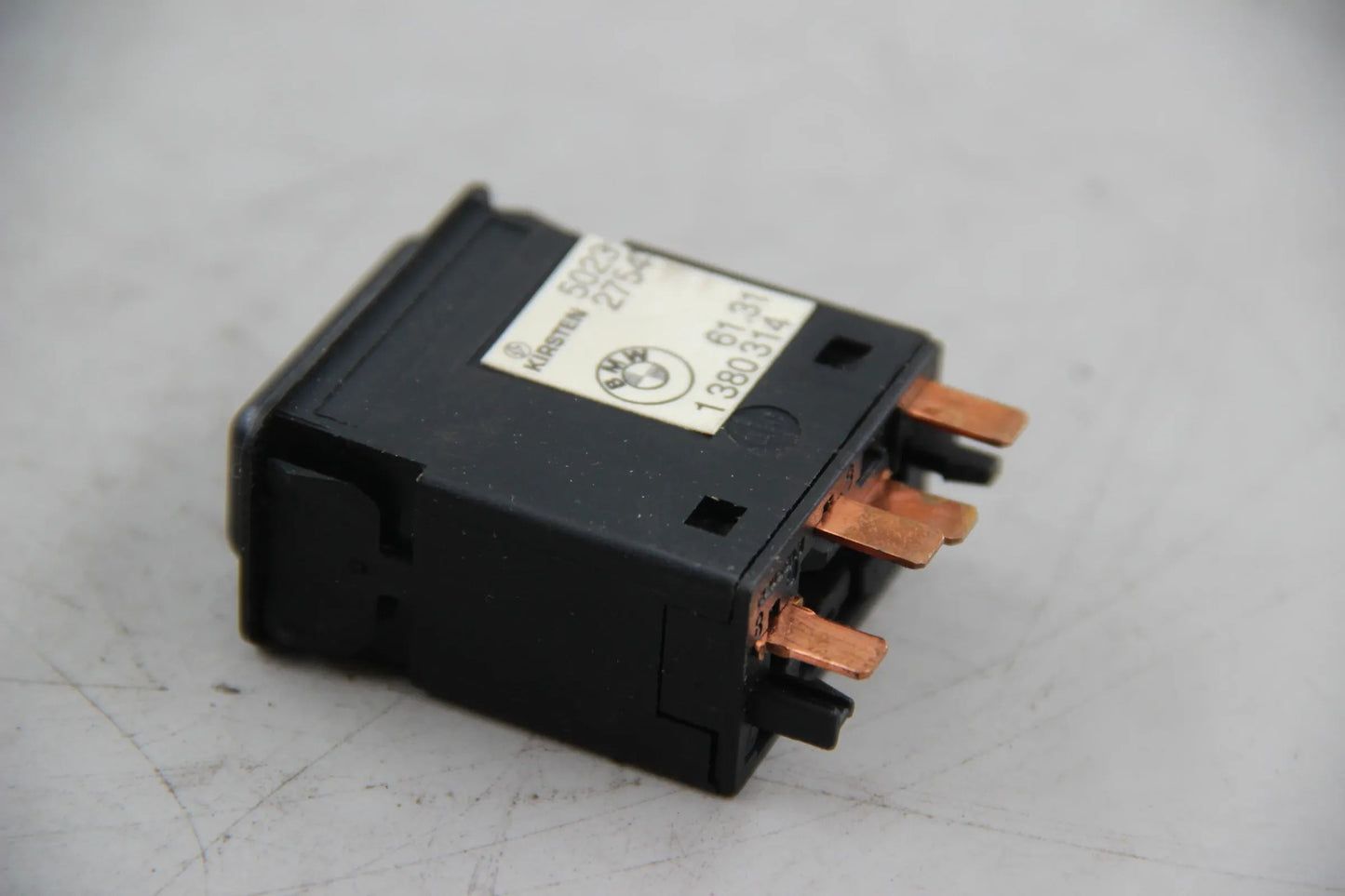 Orig. BMW E30 316i-325i M3 E28 Schalter Nebelschlusslicht 61311380352 1380314