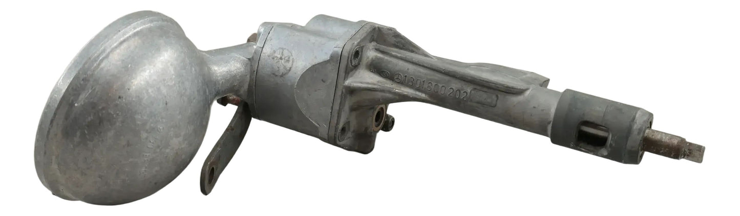 Mercedes-Benz M130 W113 W108 W109 W11 W114 Ölpumpe Oilpump Ölsaugrohr Öl Pumpe