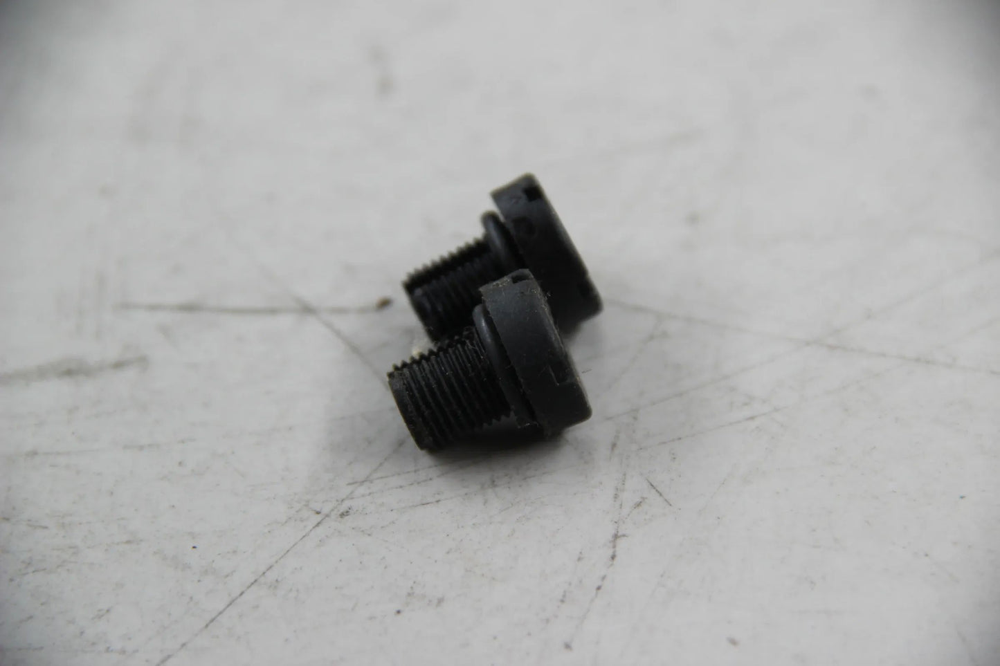 Original BMW E81 E30 E36 E93 E34 E39 E38 E31 2x Entlüfterschraube 17111712788