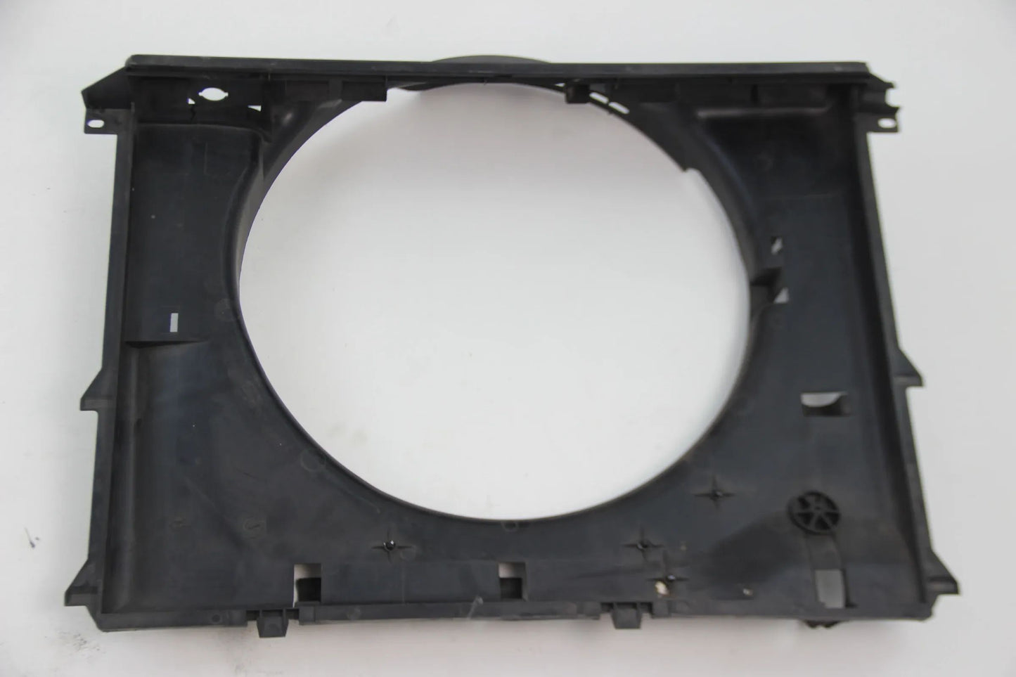 Original BMW E39 520i 523i 525i 528i 530i Lüfterzarge NOS NLA 17101438457