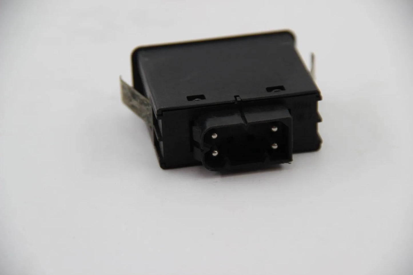 Original BMW E34 5er 518i-540i M5 Schalter Heizbare Heckscheibe NOS 61311384480