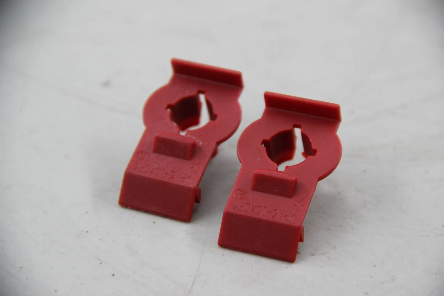 Original BMW E46 316i 318i 320i 323i 325i 328i 330i 2x Clip 51338218383