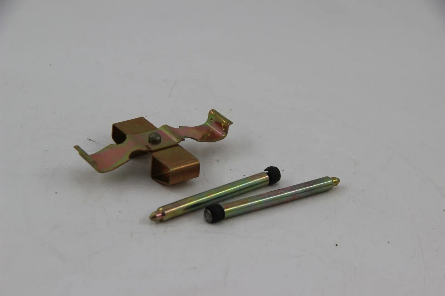 Original BMW E21 315-320i Vorderradbremse Satz Anbauteile NOS 34111150528