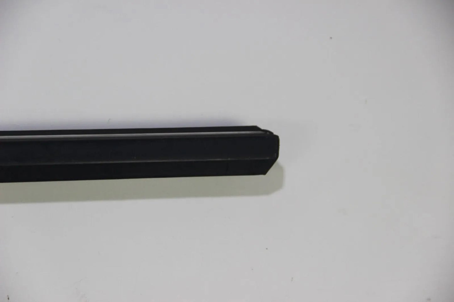 Original BMW  E30 Stossleiste Tür links 2- Türer   VFL 61131876131 VFl 316i-325i