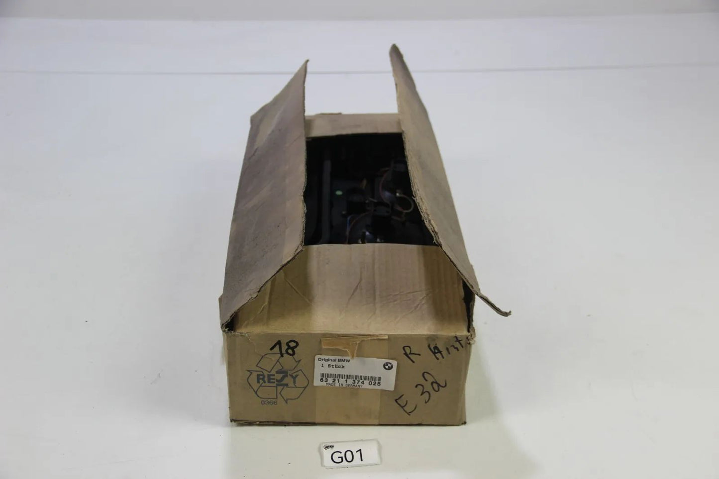 NEU Original BMW E32 730i 735i 740i 750i Rücklicht 63211374025 Heckleuchte