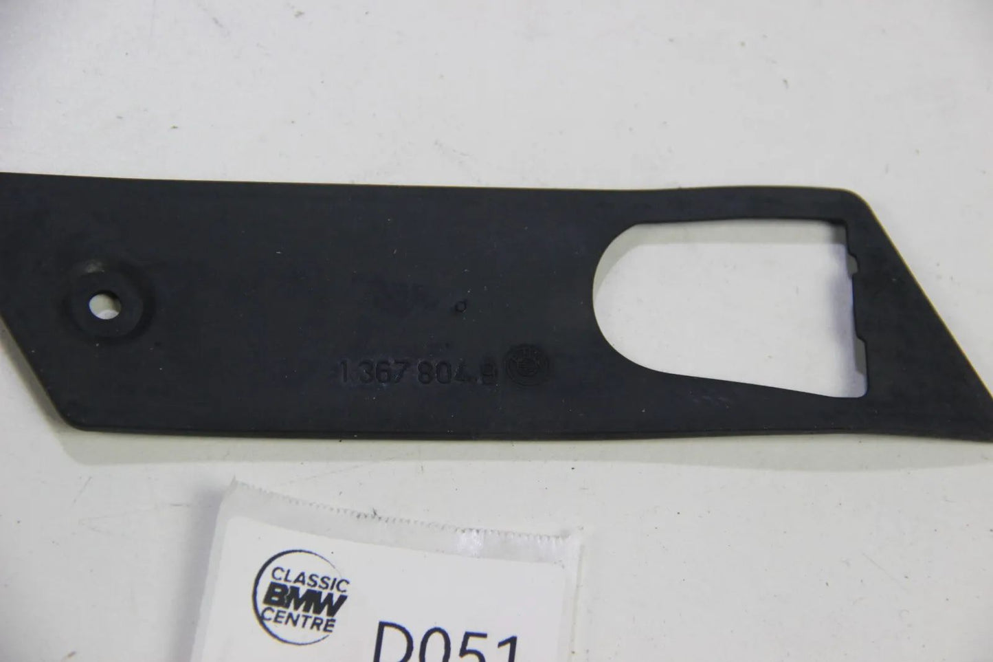 NEU Original BMW E30 E28 E24 E23 Blinker Kotflügel Dichtung rechts 63131367804