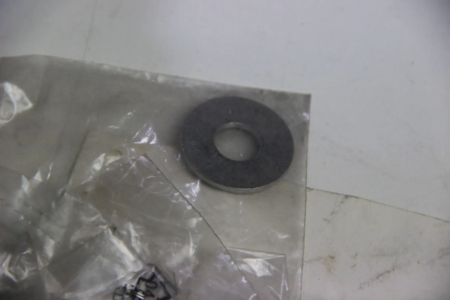 NEU Original BMW E36 320i 325i M3 E34 520i 525i Dichtscheibe 11611735736 Dichtun